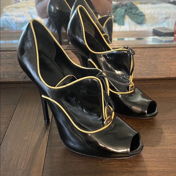 Gucci heels 9 B - Picture 1 of 11